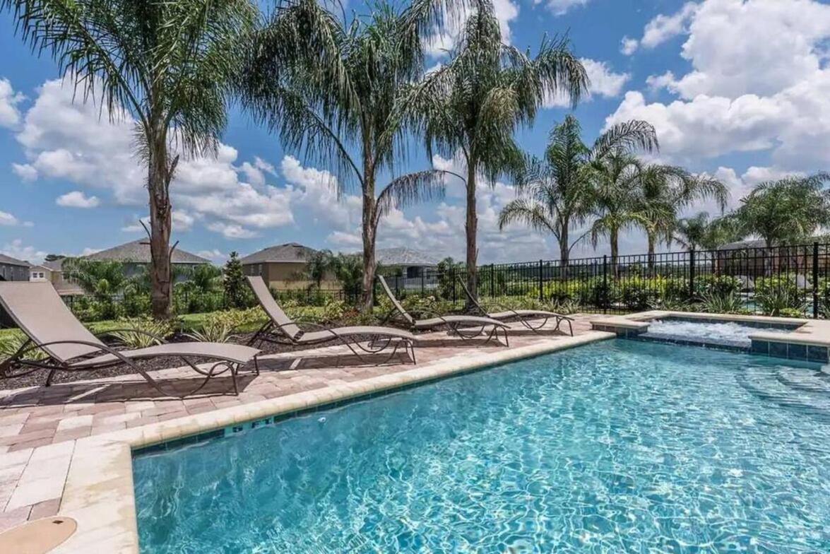 Gorgeous Home W Game Room Heated Pool Spa Orlando Exterior foto
