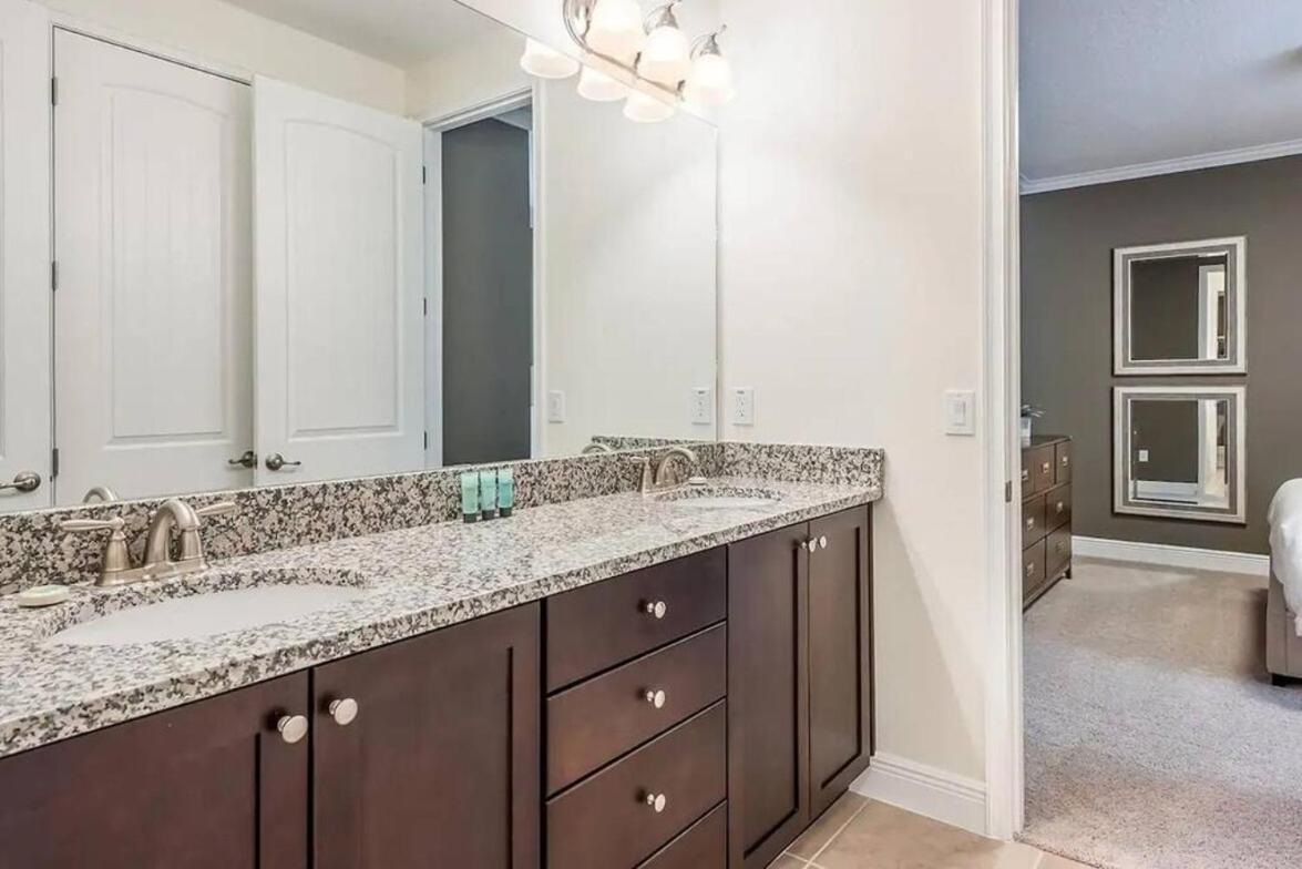 Gorgeous Home W Game Room Heated Pool Spa Orlando Exterior foto