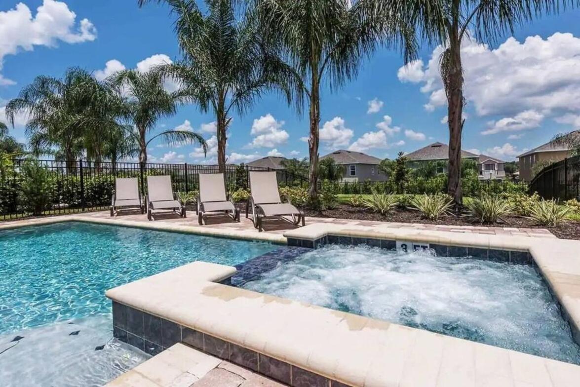 Gorgeous Home W Game Room Heated Pool Spa Orlando Exterior foto